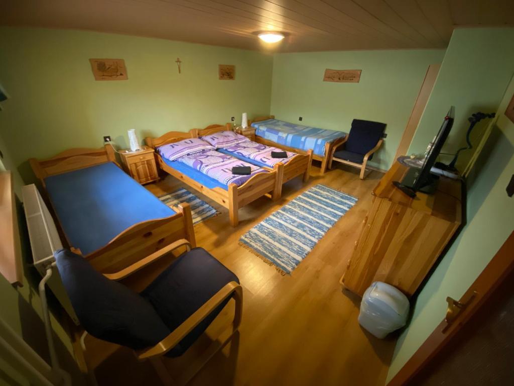 Privat U Zdenky Hotell Tvrdosin Exteriör bild